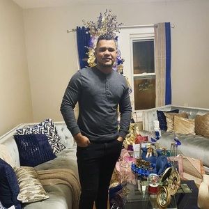 Meet your Posher, Alejandro